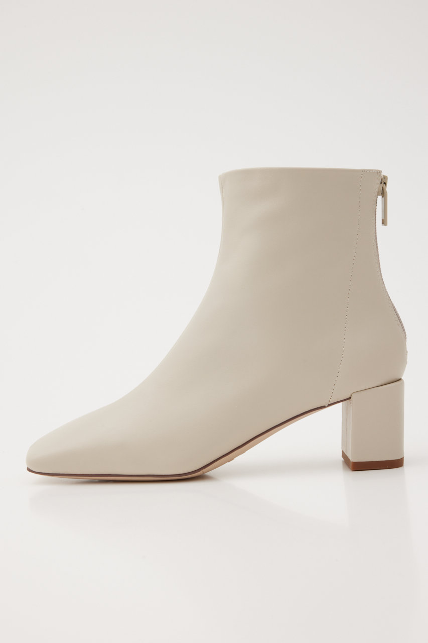 スタッカート/STACCATOのクラシカルスリムブーツ(ホワイト/350IA124-4190)