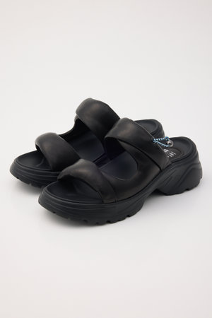 スタッカート/STACCATOのハリスパッファーボリュームサンダル(130200/130201)