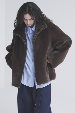 クルニ/CULLNIの【UNISEX】FAKE Fur Zip Up ハイネック ショートコート(110900/110902)