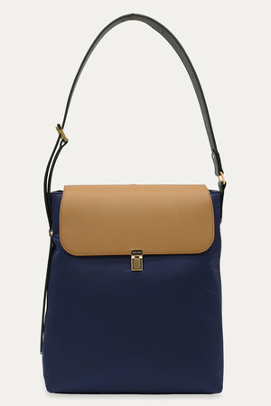 クルニ/CULLNIのLeather Flap ナイロン ツイル ショルダーバッグ(120100/120101)