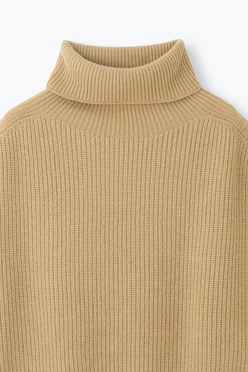 24年 Liten リテン ホールガーメントニット ペプラム アイボリー 24年 Liten リテン ホールガーメントニット ペプラム アイボリー 24年