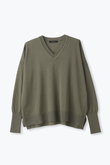 ワイドVネックプルオーバー