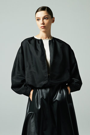 オーヴィル/EAUVIREのノーカラーショートブルゾン(110800/110802)