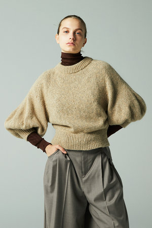 オーヴィル/EAUVIREのパフスリーブプルオーバー(110300/110301)