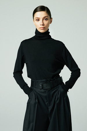 オーヴィル/EAUVIREの30ゲージタートルネックプルオーバー(110300/110301)