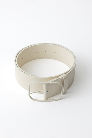 オーヴィル/EAUVIREの【予約販売】オーバルバックルベルト(140500/140501)