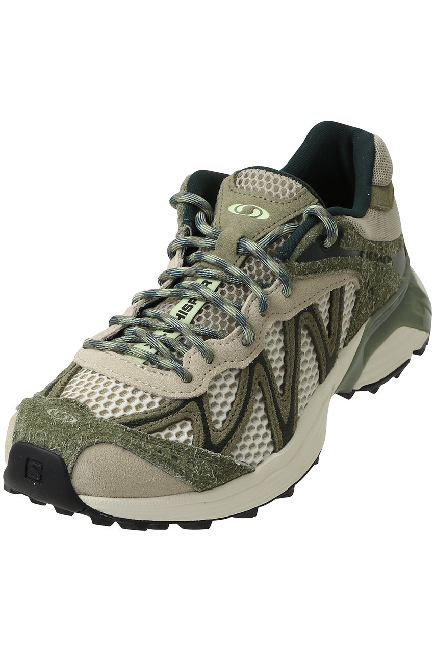 サロモン/SalomonのXT-WHISPER EMBROIDERY スニーカー(ディープグリーン/ユーカリ/バター/L49216400)