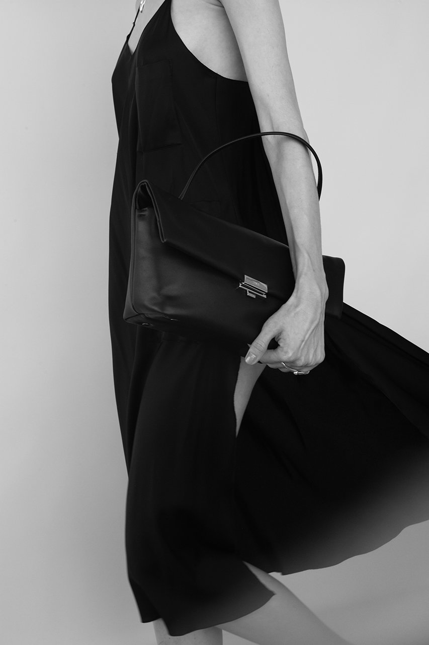 PUNTI.(プンティ)｜GRAFT-FLAP トップハンドルバッグ/ブラック の通販