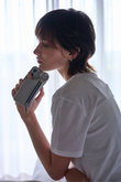 iPhone14/14Pro ajew cadenas zipphone case shoulder