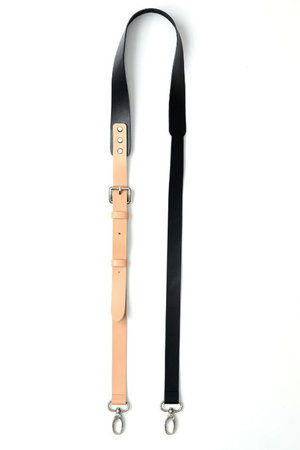 エジュー/ajewのCraft leather strap shoulder(140900/140903)