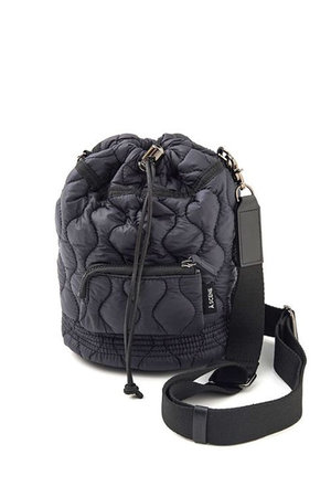 エーシーン/A SCENEのKinchaku shoulder -quilt-(120100/120102)