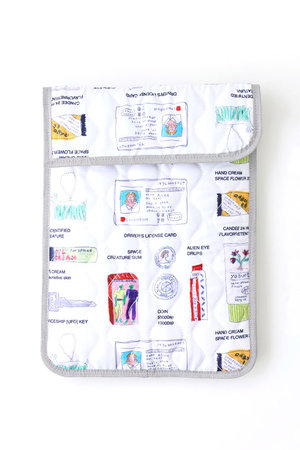 エーシーン/A SCENEの【CONVENIENCE YOUNG】Gadget sleeve(141000/141099)