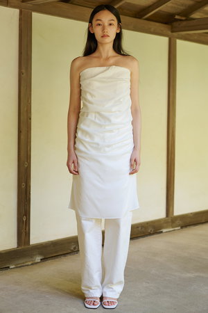 セアン/SCEARNのGASSED VOILE COTTON チューブトップブラウス(110400/110401)