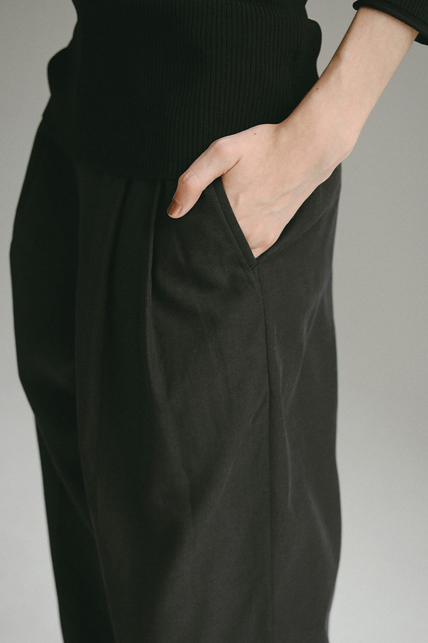 HER.(ハー)｜タックパンツ/ブラック の通販｜ELLESHOP・(エル