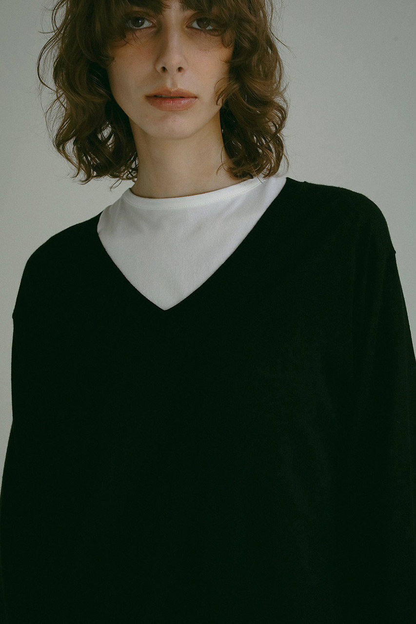 Ｖネックニット | Knit | HER. Online Store