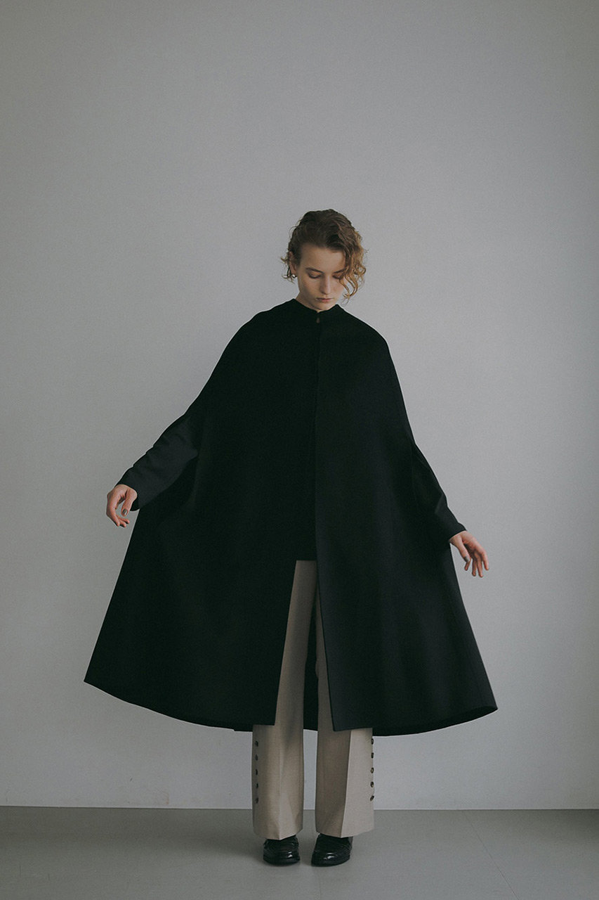 HER.(ハー)｜カシミヤブレンドロングケープ/ブラック の通販｜ELLESHOP