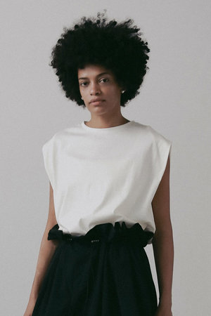 ハー/HER.のコットンノースリーブプルオーバー(110100/110101)