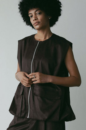 ハー/HER.のフロントジップベストブラウス(110400/110402)