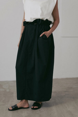 ハー/HER.のドロストナイロンスカート(110700/110703)