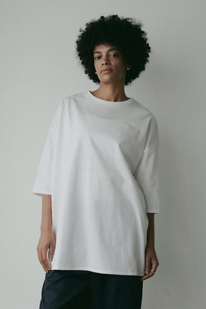 ハー/HER.のオーバーサイズドＴシャツ(110100/110102)