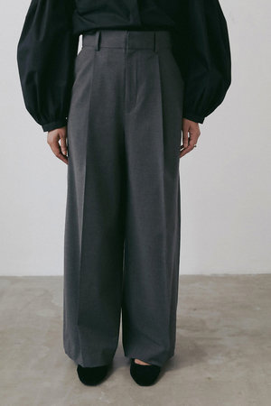 ハー/HER.のタックワイドパンツ(110600/110601)