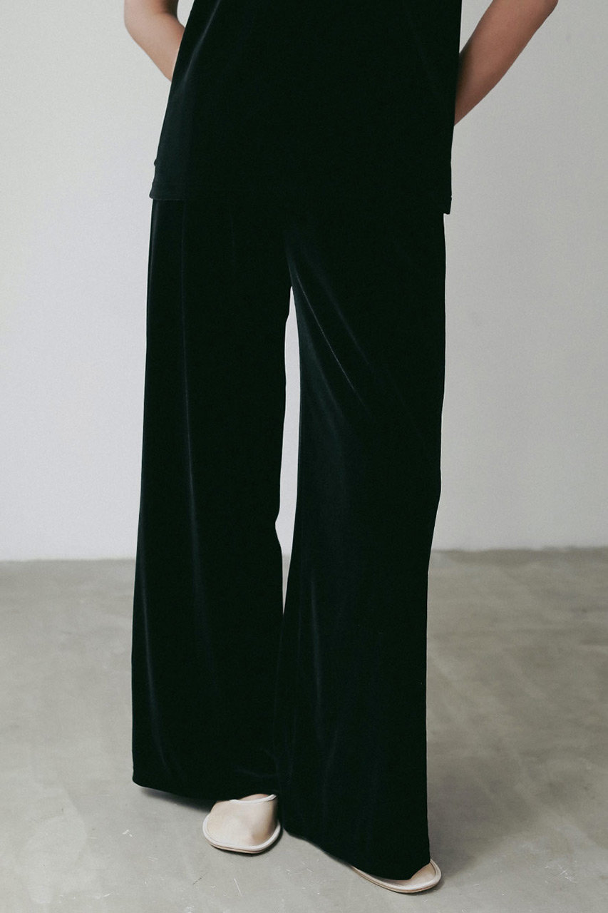 HER.(ハー)｜ベロアリラックスパンツ/ブラック の通販｜ELLESHOP