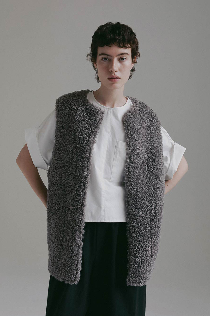 くう　iriseイリゼ ファー　ベスト　グレー くう iriseイリゼ ファー ベスト グレー くう iriseイリゼ ファー