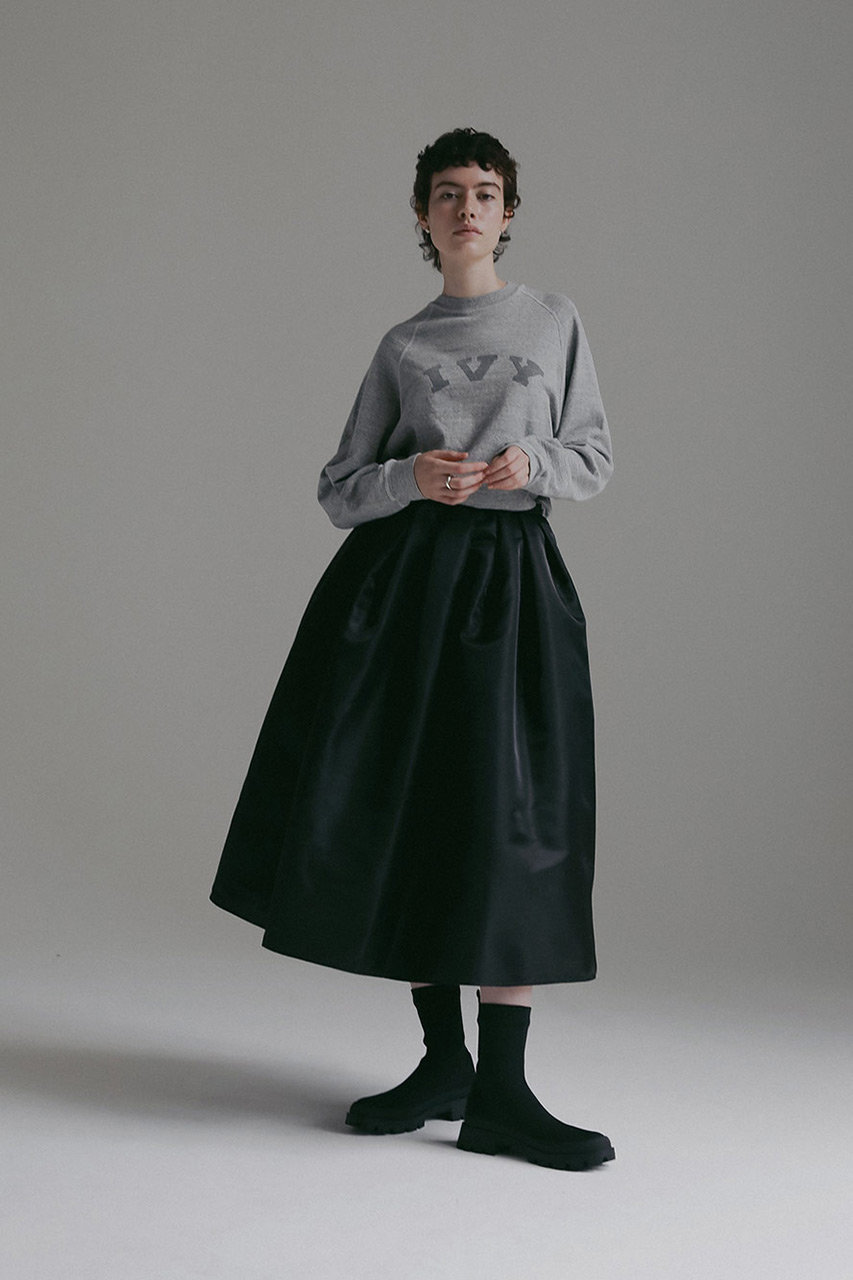 HER.(ハー)｜シャイニーギャザーフレアスカート/ブラック の通販