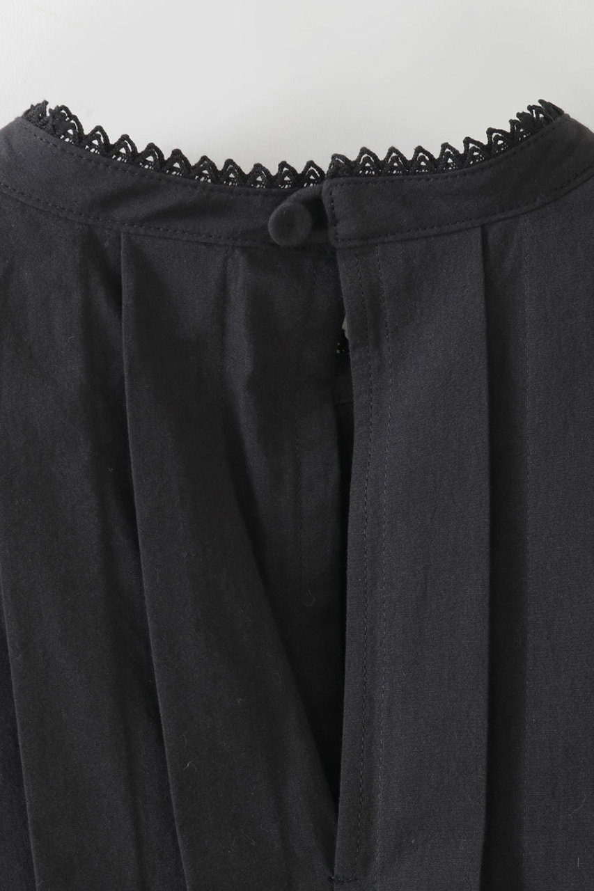 HER.(ハー)｜コットンタックブラウス/ブラック の通販｜ELLESHOP