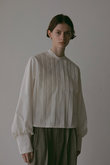 コットンタックブラウス
