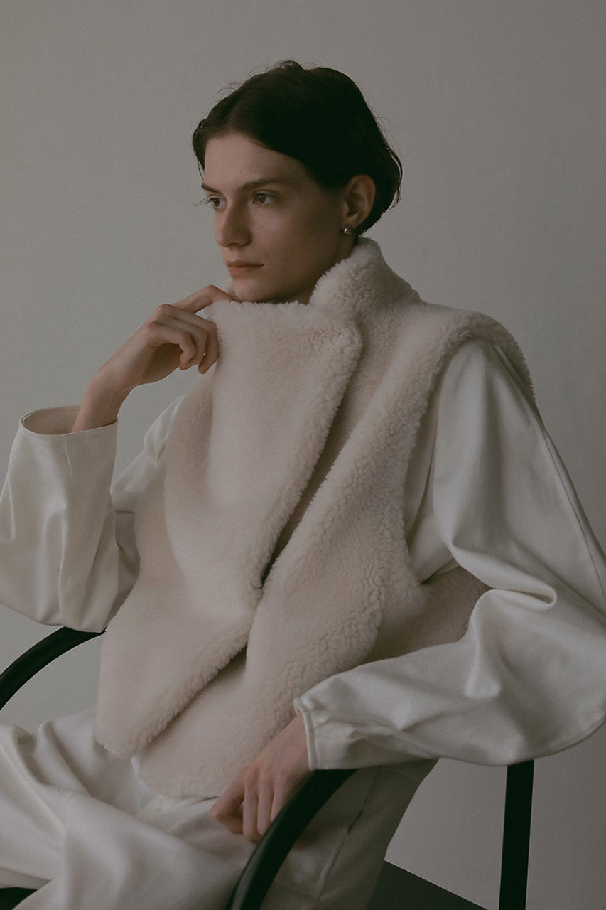 HER.(ハー)｜ボアベスト/オフホワイト の通販｜ELLESHOP・(エル