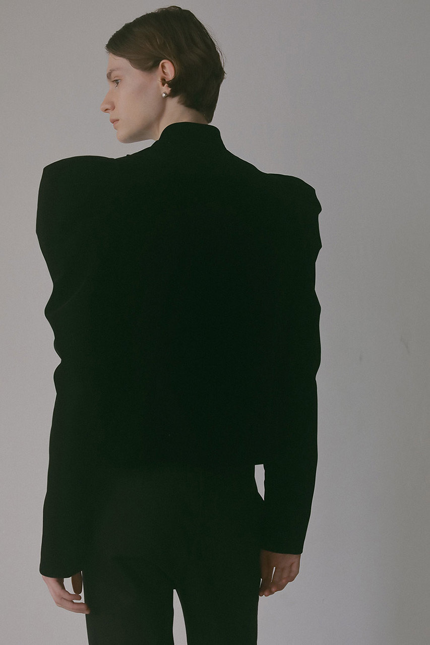 HER.(ハー)｜ベロアパワーショルダー/ブラック の通販｜ELLESHOP