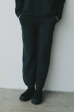 ハー/HER.のC/Wニットパンツ(110600/110601)