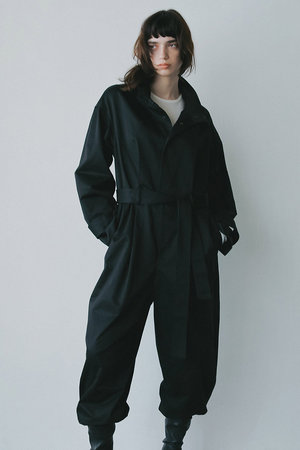 ハー/HER.のコットンギャバジンジャンプスーツ(110600/110606)