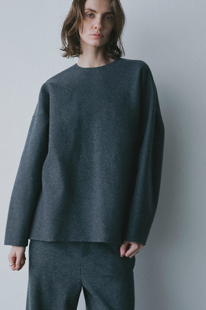 ハー/HER.のメルトンリバープルオーバー(110400/110403)