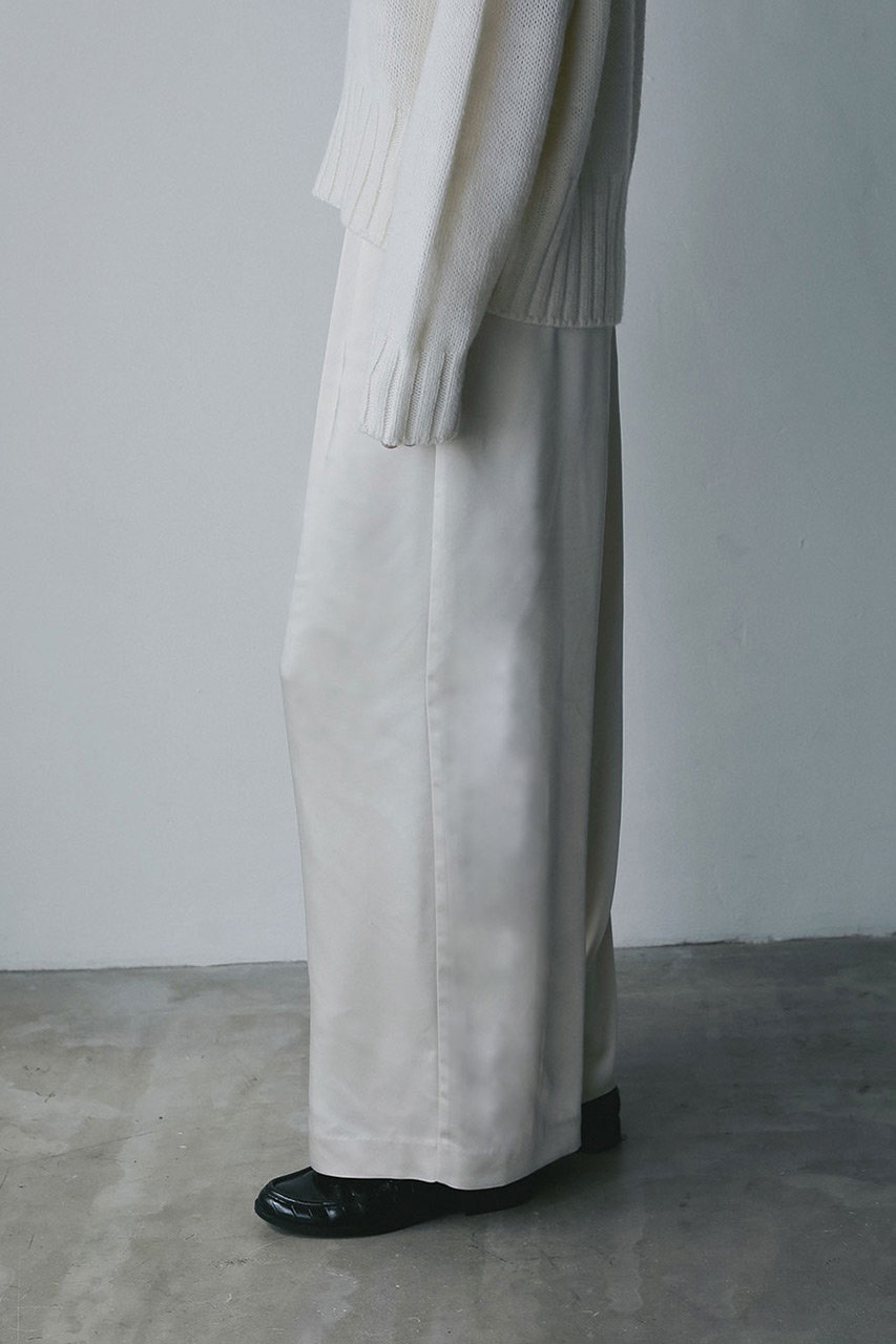 HER.(ハー)｜グロッシーサテンワイドパンツ/オフホワイト の通販