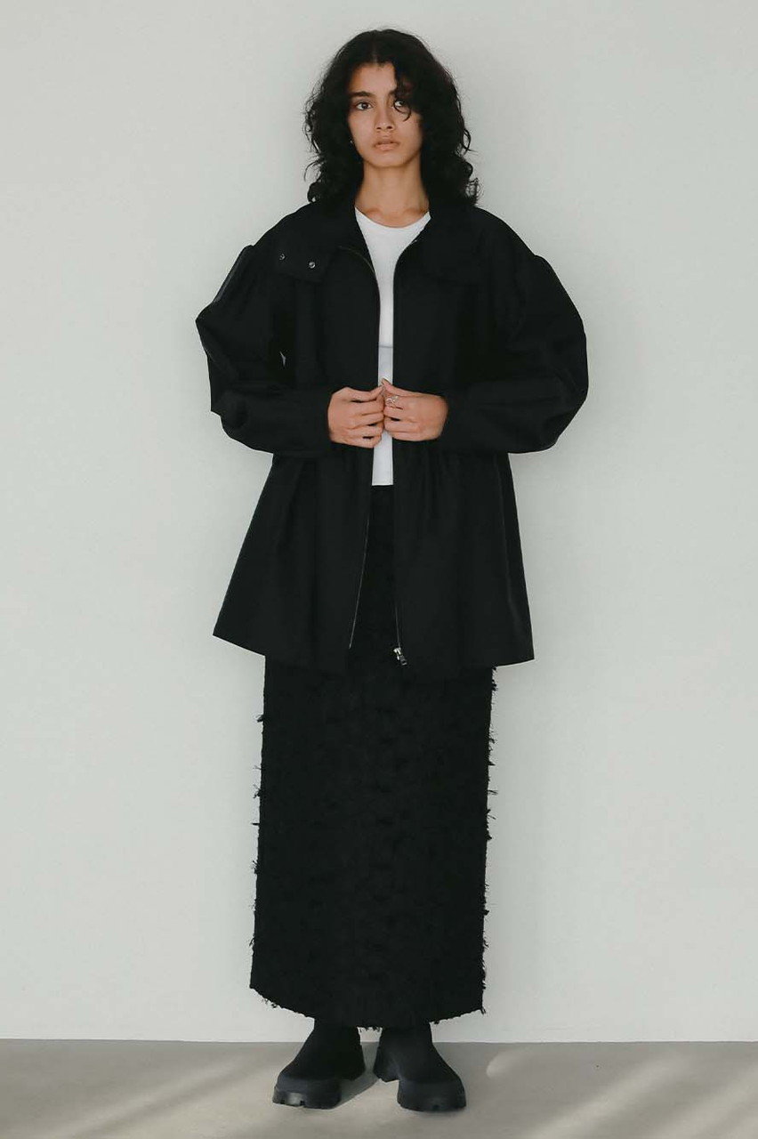 HER.(ハー)｜ペプラムギャザーハーフコート/ブラック の通販｜ELLESHOP