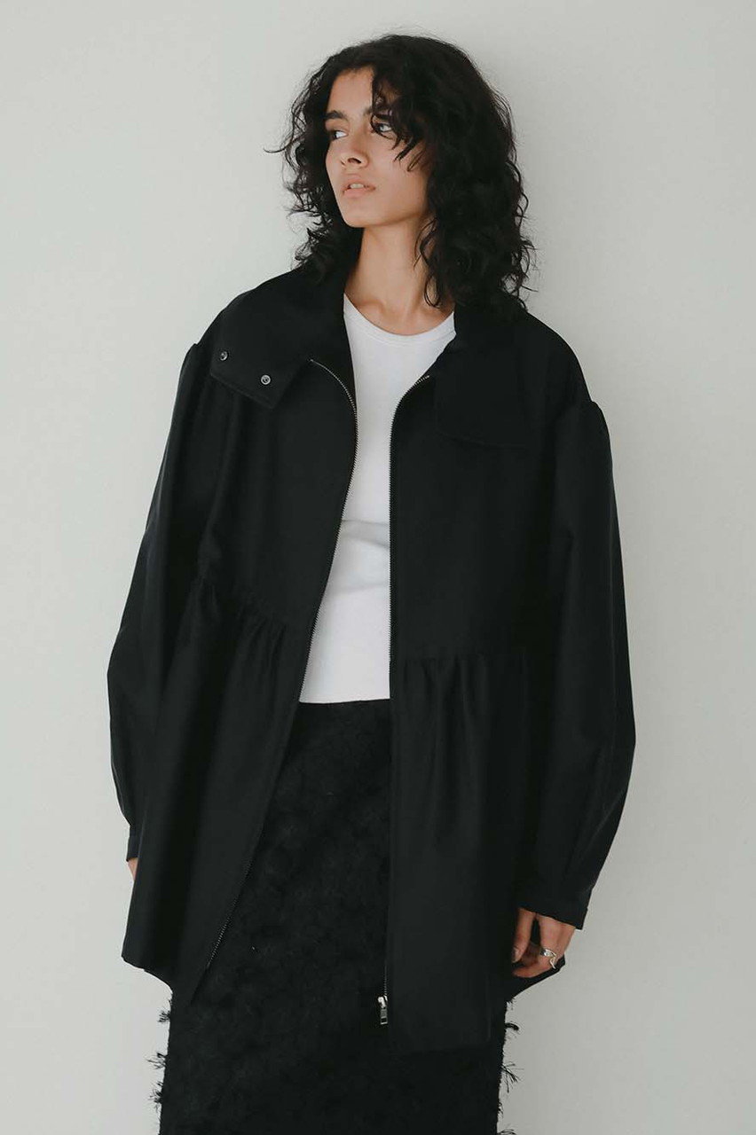 HER.(ハー)｜ペプラムギャザーハーフコート/ブラック の通販｜ELLESHOP