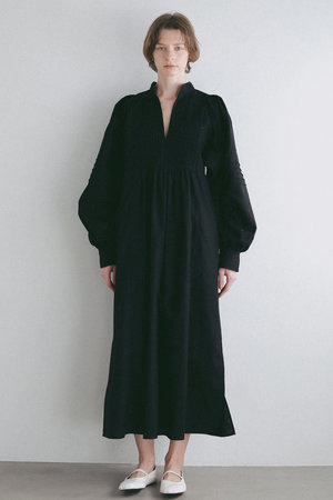 ハー/HER.のLi/Cピンタックドレス(110500/110503)