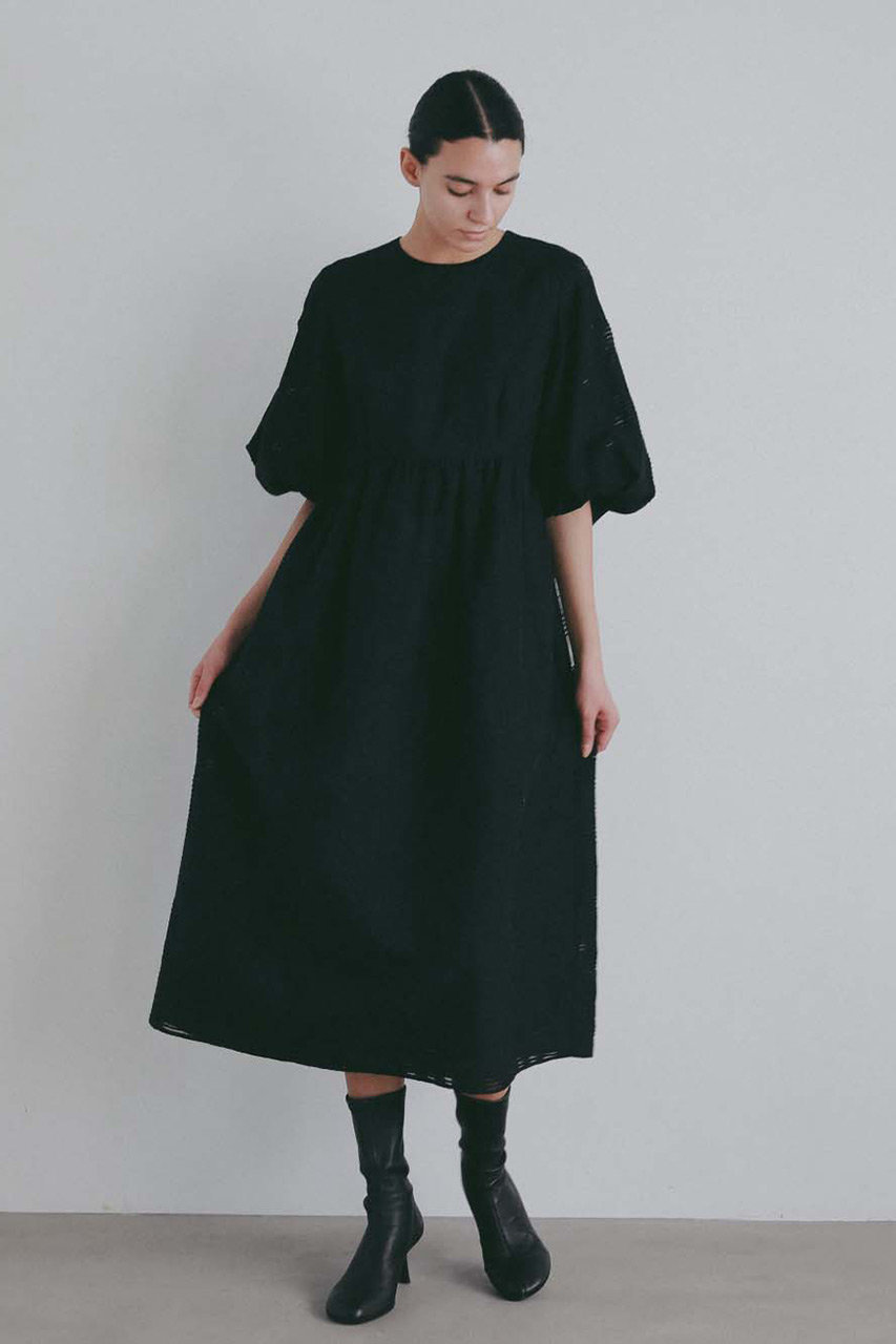 ハー/HER.の【3/5 12:00販売開始】シアージャカードボリュームスリーブワンピース(ブラック/7061202)