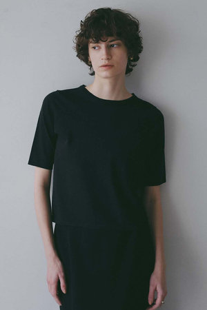 ハー/HER.のコンパクトニットプルオーバー