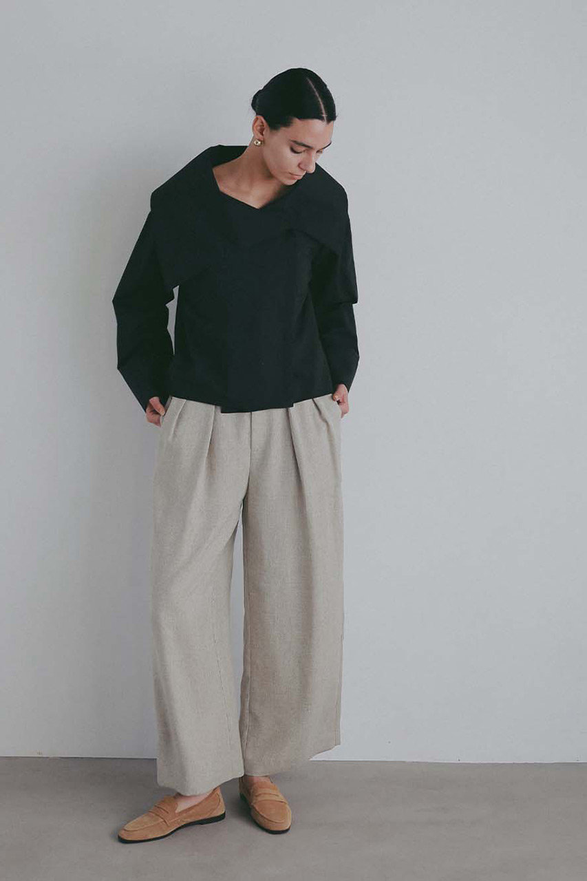 HER. 新品未使用アシメカラーデザインブラウス　黒 HER.(ハー)｜アシメカラーデザインブラウス/ブラック の通販｜ELLESHOP