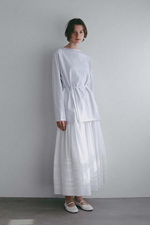 ハー/HER.の【3/26 12:00販売開始】タックティアードスカート(110700/110703)