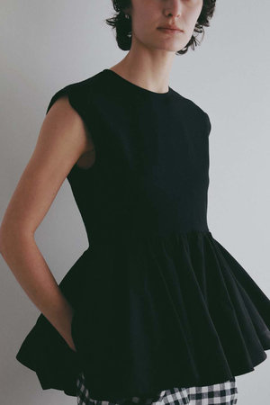 ハー/HER.の【4/2 12:00販売開始】ボリュームペプラムカットソー(110100/110102)