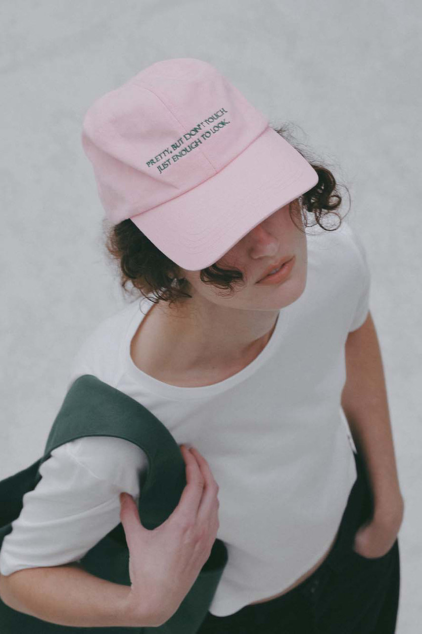 ハー/HER.の【予約販売】メッセージロゴCAP(ピンク/7062300)