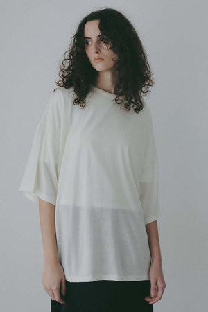 ハー/HER.のハイゲージウールＴシャツ