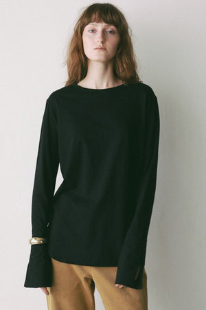 ハー/HER.のカフススリットロングTシャツ(110100/110103)