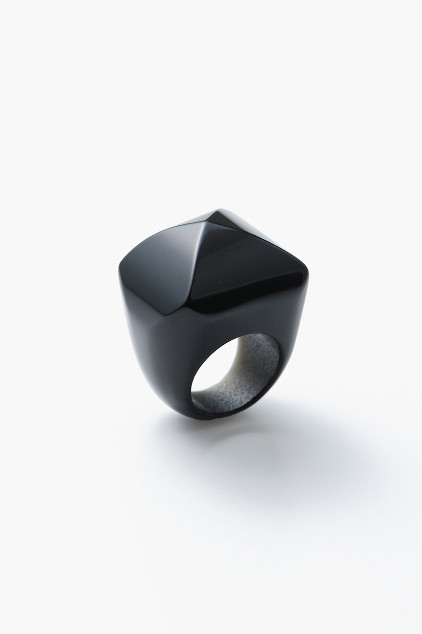 ESCAPERS AN OTHER WORLD 【SOPHIE BUHAI】Pyramid リング（オニキス） (ブラック, US6（約11号）) エスケーパーズ アナザーワールド ELLE SHOP
