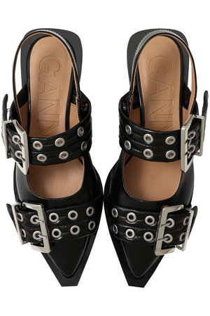 ガニー/GANNIのフェミニン バックル バレリーナ(130400/130401)