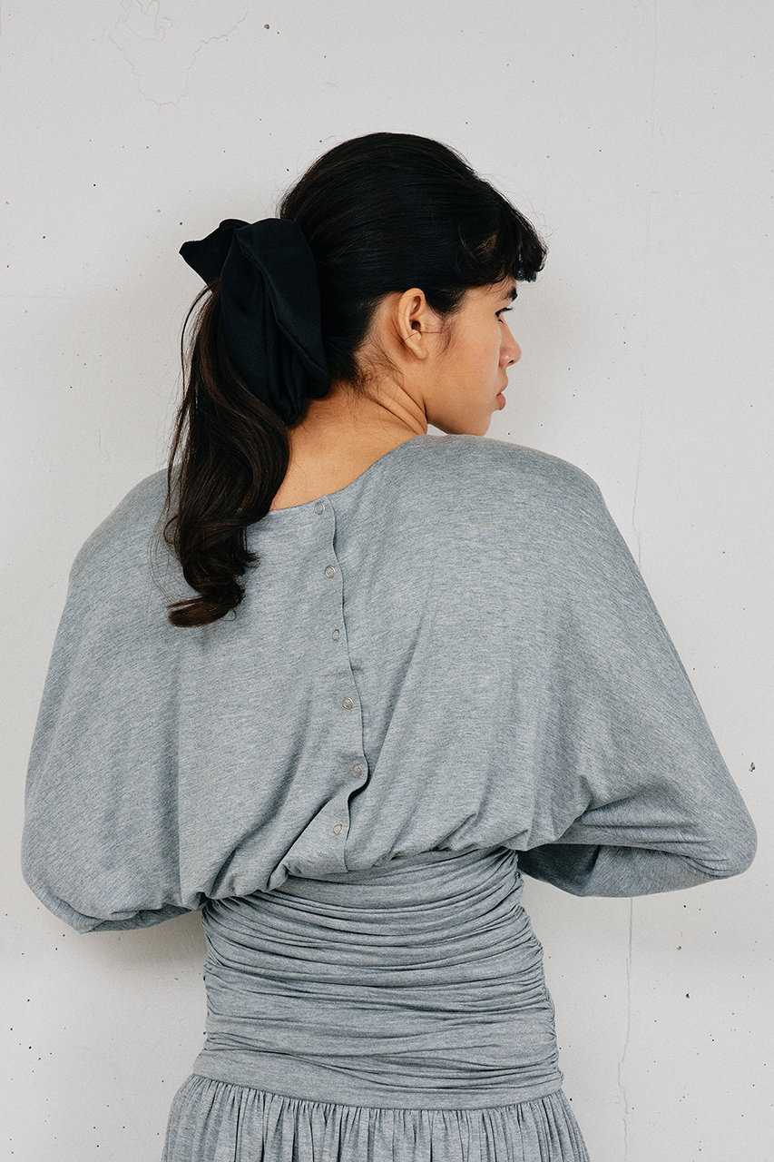 heyep(ヘイップ)｜Silk Heart Scrunchie（Large）/ブラック の通販